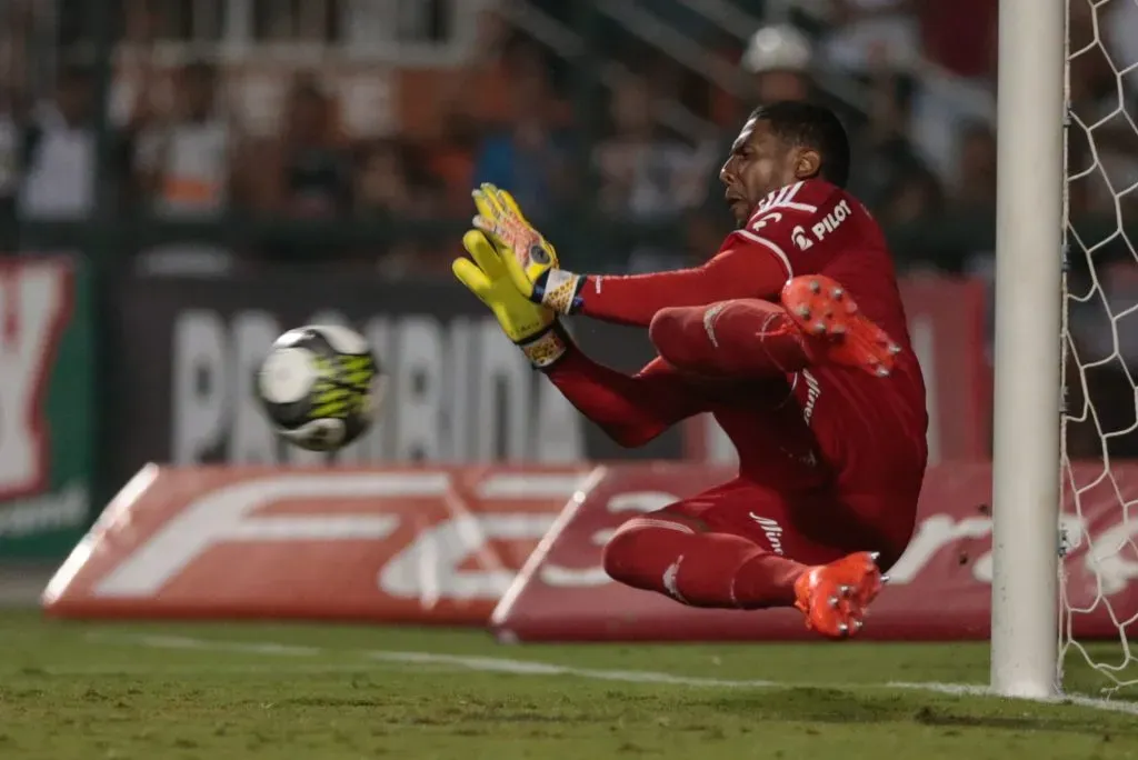 Antes de encerrar a carreira no Avaí, ex-goleiro Aranha passou novamente pela Ponte Preta – clube que o revelou. Foto: Marcello Zambrana/AGIF