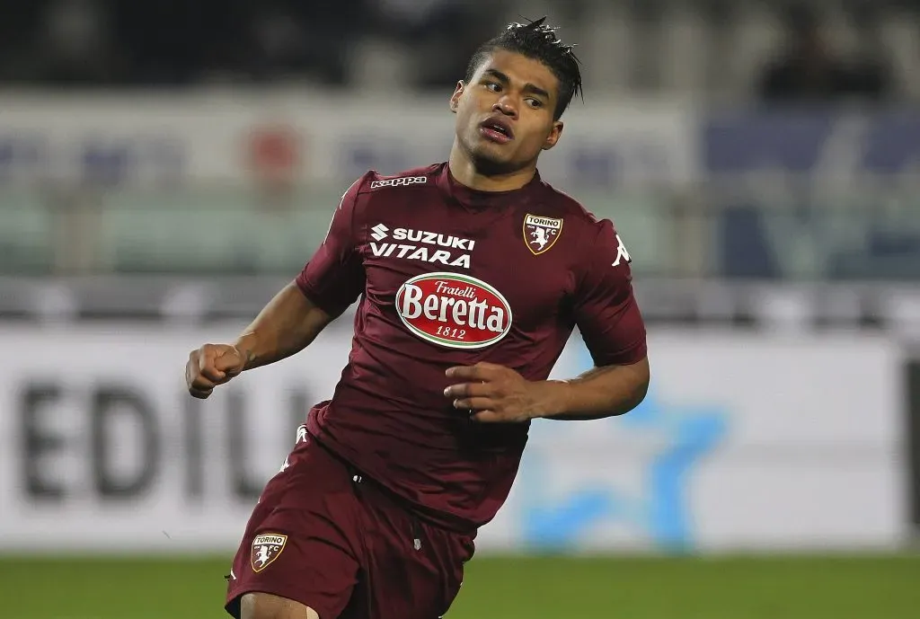 TURIN, ITALY – JANUARY 14:  Josef Alexander Martinez of Torino FC celebrates his goal during the TIM Cup match between Torino FC and SS Lazio  at Stadio Olimpico di Torino on January 14, 2015 in Turin, Italy.  (Photo by Marco Luzzani/Getty Images)
