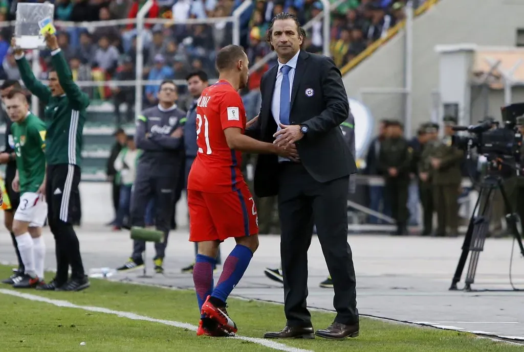 Tras el proceso de Pizzi, Marcelo Díaz desapareció del radar de la Roja. Foto: Ramon Monroy / Photosport