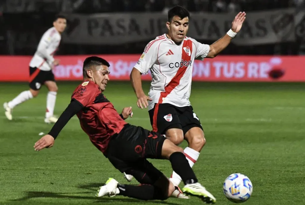 Marcos Acuña, reemplazado con molestias vs. Platense.