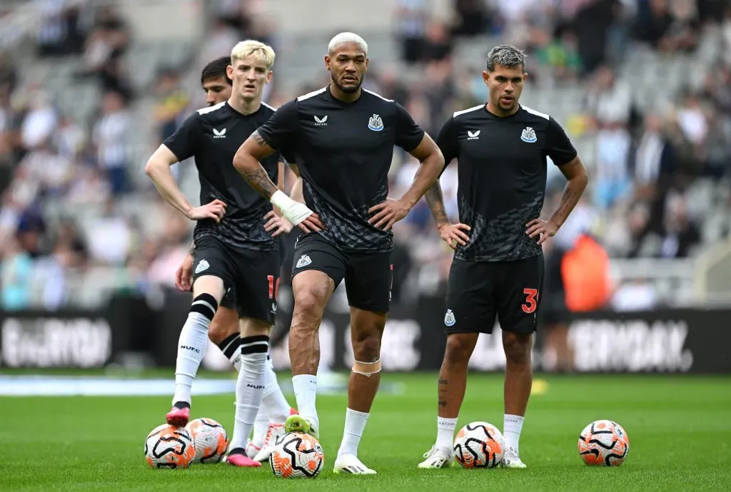 Dois brasileiros jogam pelo Newcatle. (Photo by Stu Forster/Getty Images)