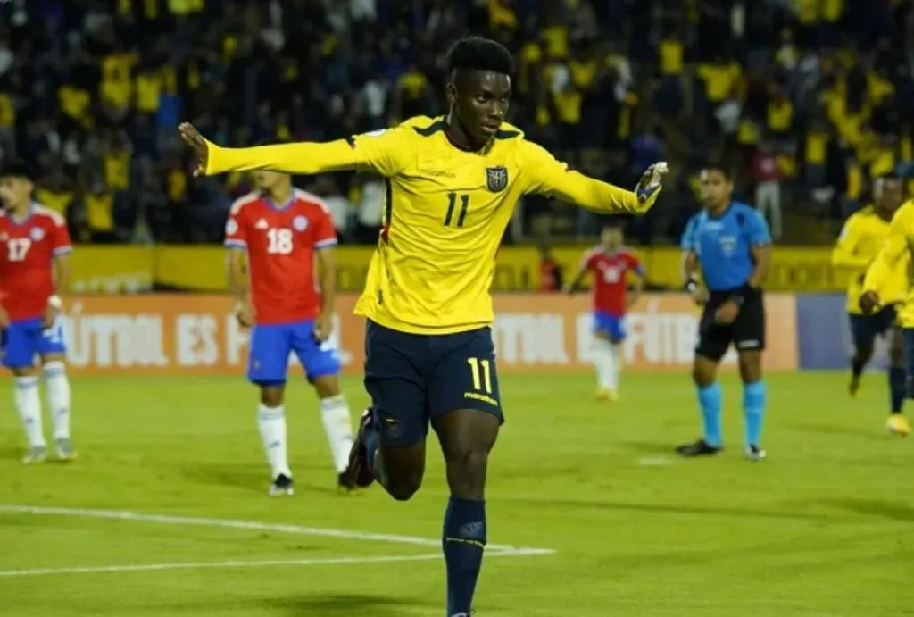 Allen Obando fue uno de los goleadores de Ecuador sub 17 en el 2022.