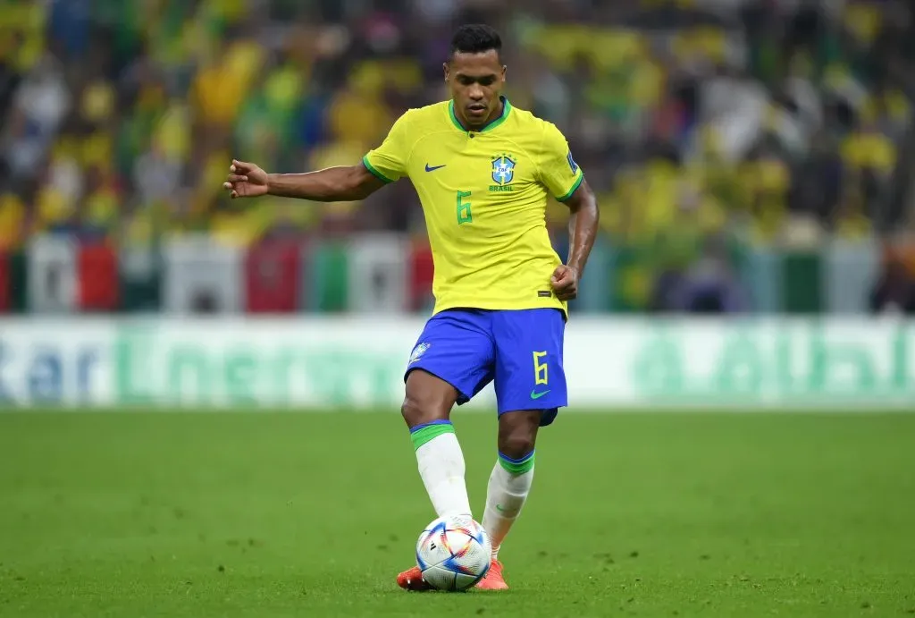 Alex Sandro na última Copa do Mundo (Foto: Justin Setterfield/Getty Images)