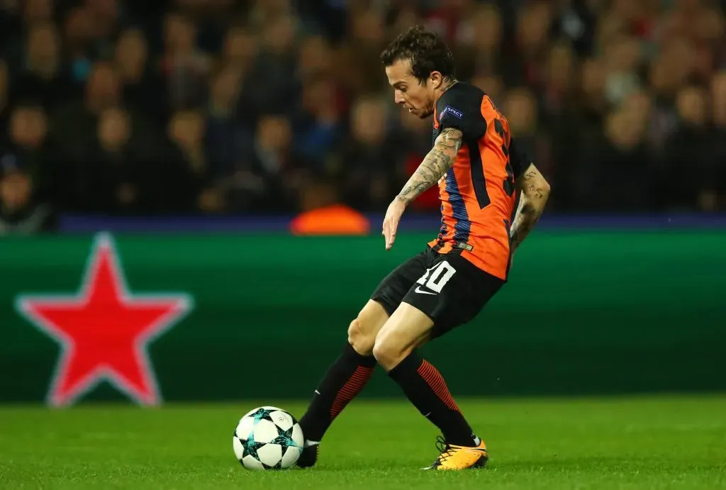 Bernard atuando pelo Shakhtar Donetsk. Foto:  Dean Mouhtaropoulos/Getty Images