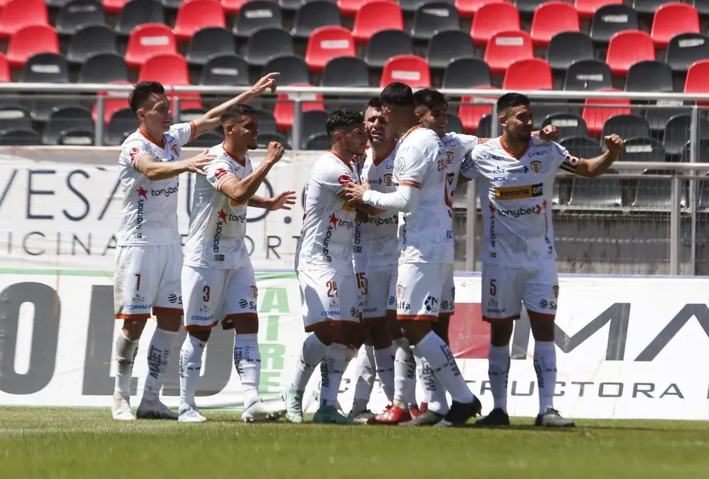 Cobreloa festejó en Talca. Foto: Jose Robles/Photosport