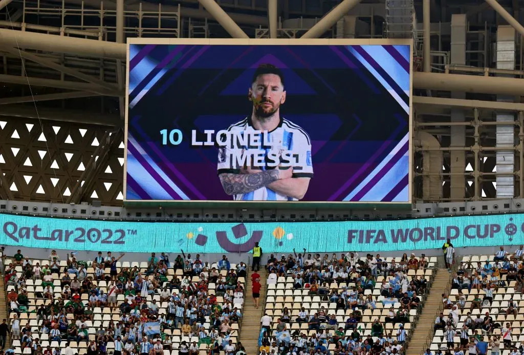 Lionel Messi en el debut de Argentina en la Copa del Mundo 2022.
