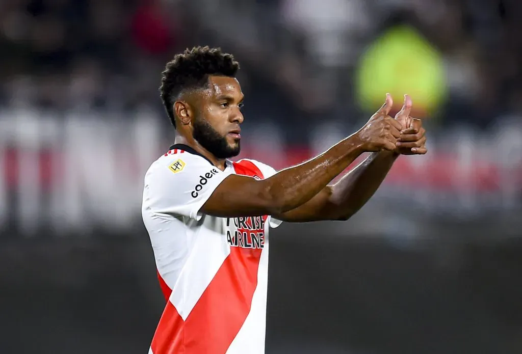 Miguel Borja, una figura en el once titular de River.