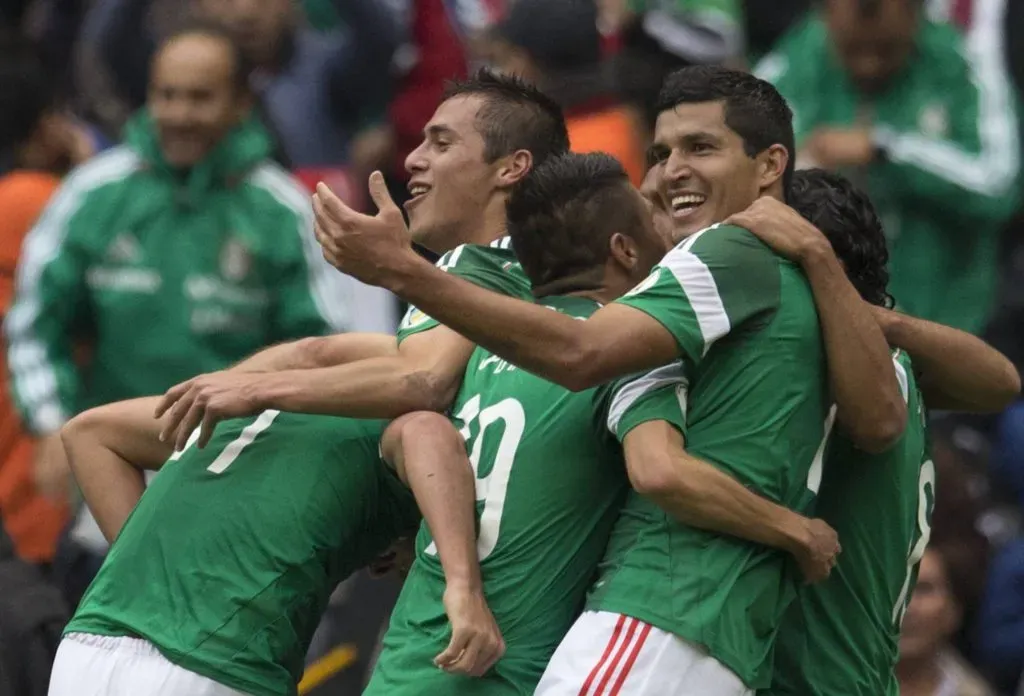 El primer encuentro oficial ante los Kiwis fue la victoria por 5-1 en la ida del repechaje mundialista rumbo a Brasil 2014. (Imago)