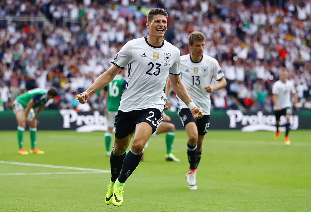 Clive Mason/Getty Images