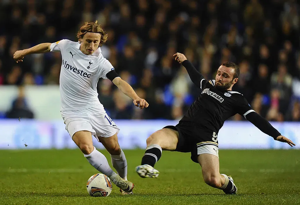 Modric se quedó un año más en Tottenham, rechazando la oferta de Chelsea. (Getty)