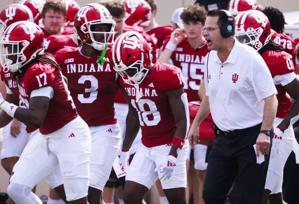  Indiana University coach Curt Cignetti 