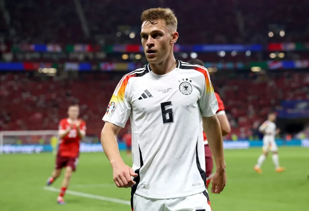 Kimmich aparece mais perto do Real (Photo by Alexander Hassenstein/Getty Images)