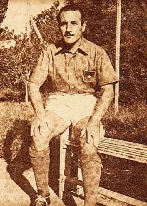 Domingo Pino con la camiseta de la selección chilena