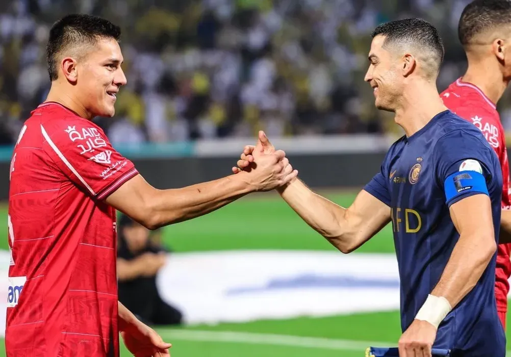 Así le fue a Óscar Duarte enfrentando a Cristiano Ronaldo