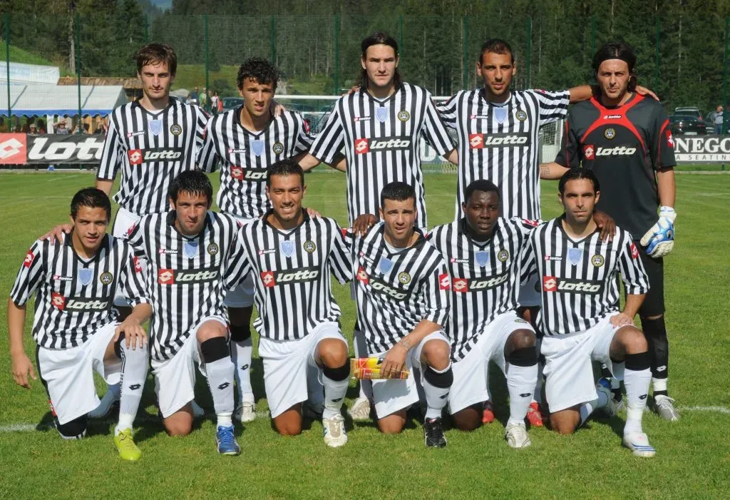 Alexis Sánchez y Mauricio Isla fueron compañeros en el Udinese. Foto: IMAGO.