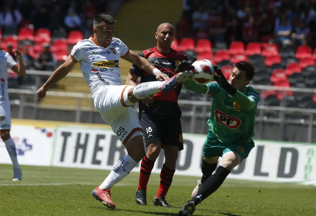 El último duelo entre ambos terminó con Cobreloa ascendido a Primera /Photosport