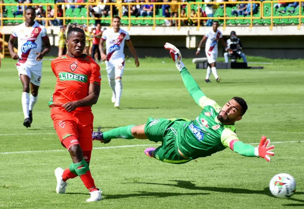 Jhon Arias con Patriotas por la fecha 19 de la Liga Águila I 2019 entre Patriotas Boyaca y Deportes Tolima en Tunja. Foto: VizzorImage / Jose Palencia.