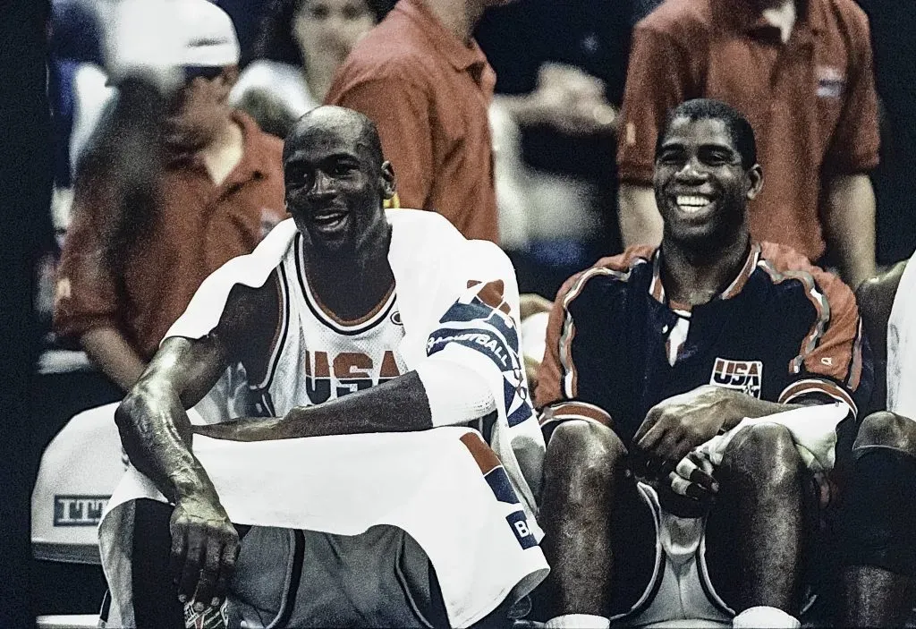 Michael Jordan y Magic Johnson compartiendo equipo en el Seleccionado de Estados Unidos. (Imago)