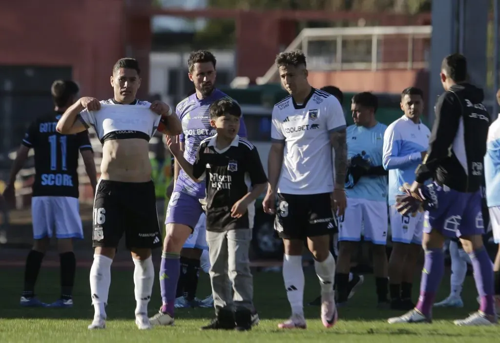 Colo Colo sufrió una fea goleada por Magallanes en Copa Chile. (Foto: Photosport)