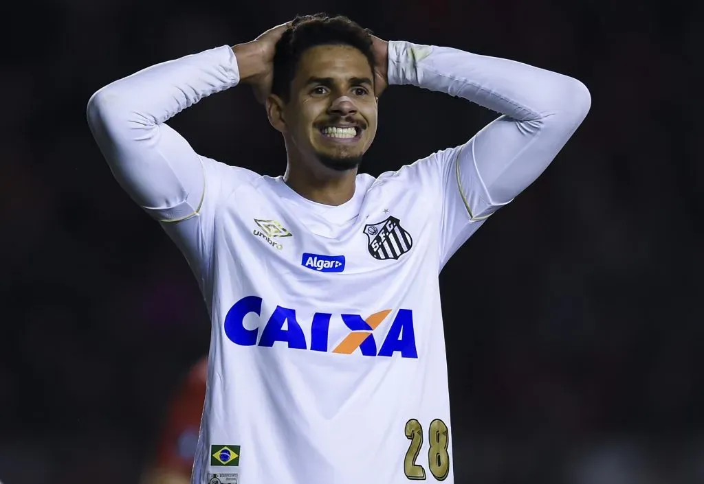 Lucas Veríssimo vem se destacando no Catar – Foto: Marcelo Endelli/Getty Images