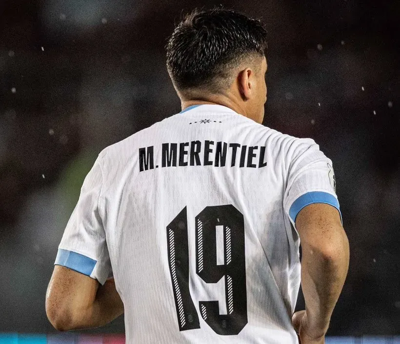 Merentiel hizo su estreno en la Selección de Uruguay.