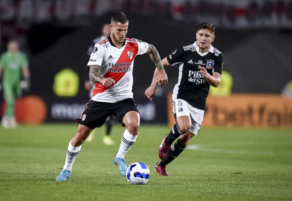 River Plate y Colo Colo jugando en la Copa Libertadores 2022. En aquella ocasión, los Millonarios ganaron por 4-0. Imagen: Getty.