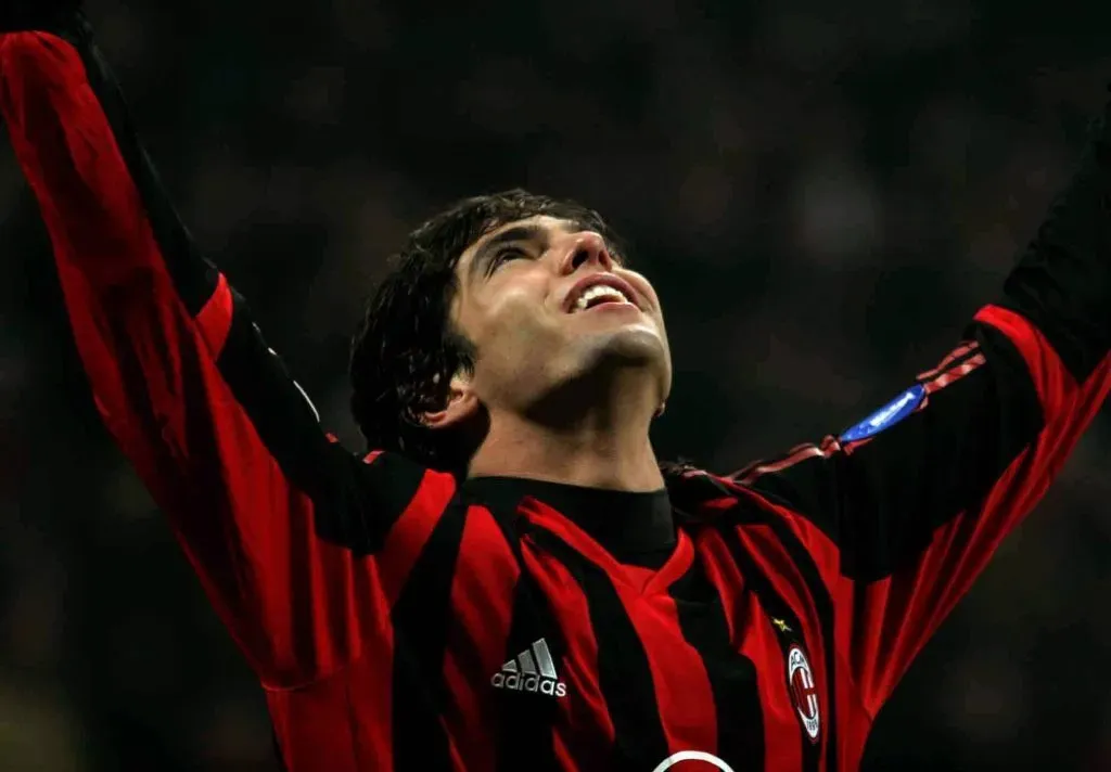 Kaká fue elegido como el mejor jugador del mundo en 2007, cuando vestía los colores del rossoneri.