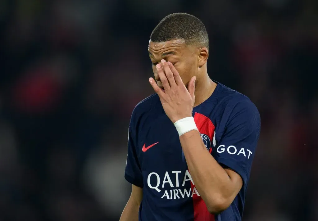 Mbappé em ação pelo PSG. (Photo by Matthias Hangst/Getty Images)