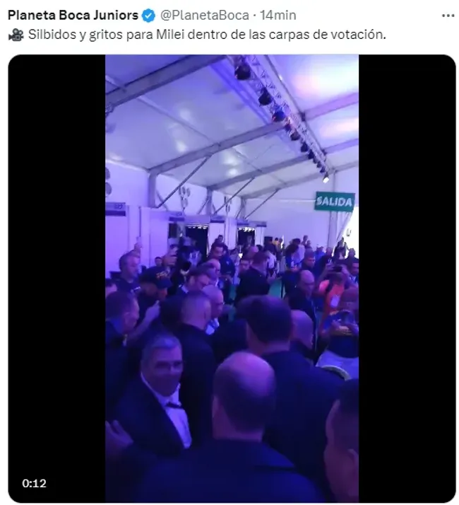 Javier  Milei sufrió el abucheo de algunos de los socios que estaban presentes en la Bombonera.