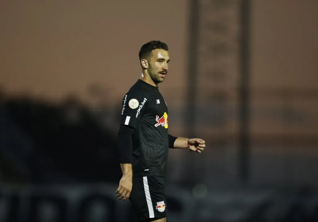 Léo Ortiz deseja ser negociado. Foto: Flickr Oficial RB Bragantino/Ari Ferreira