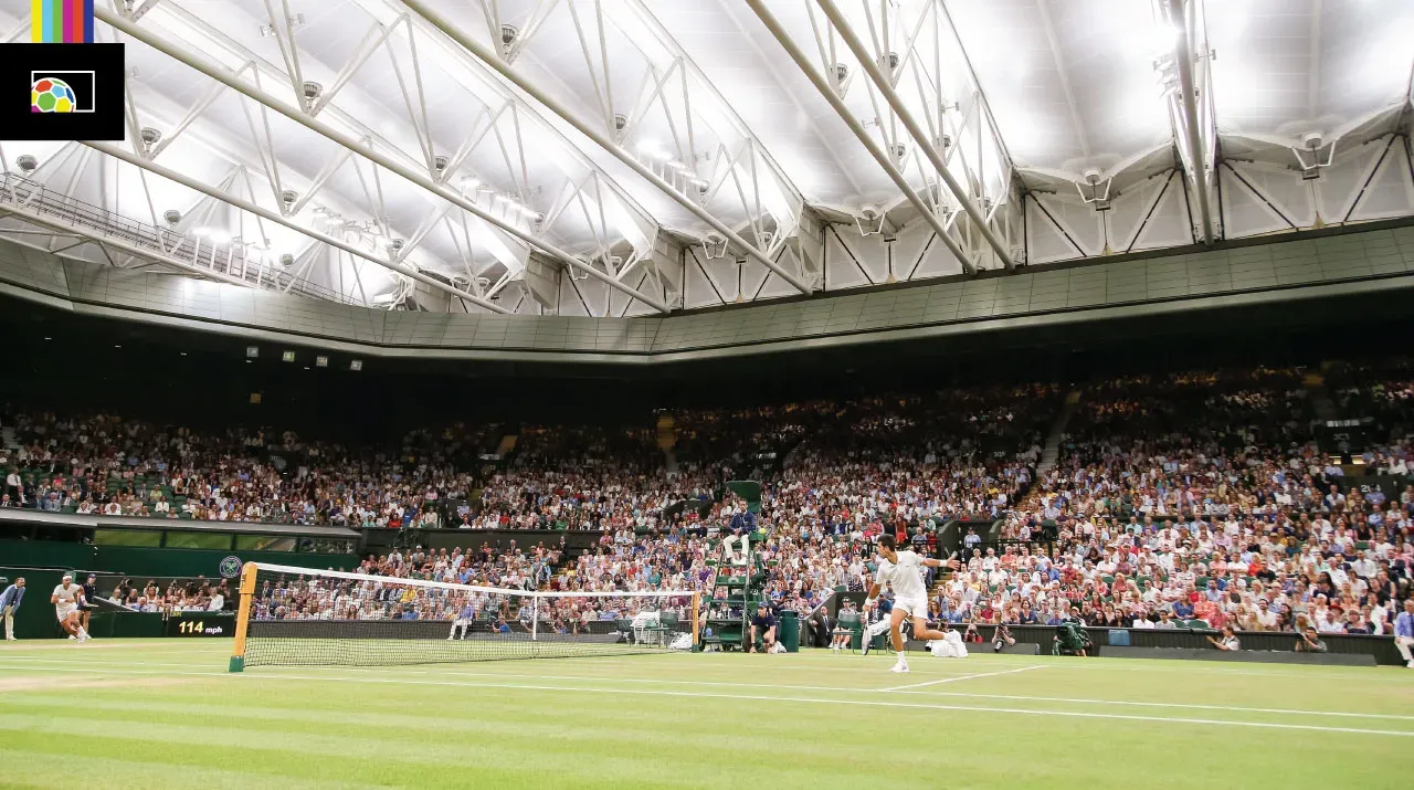 Tennis crowd