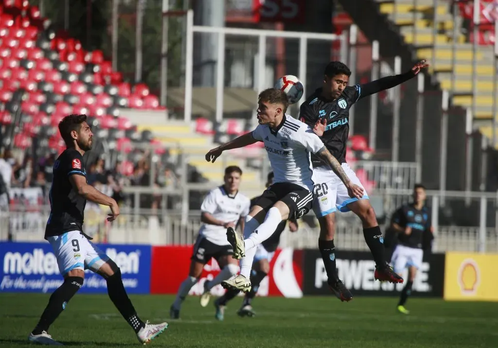 Colo Colo debe remontar el partido ante Magallanes