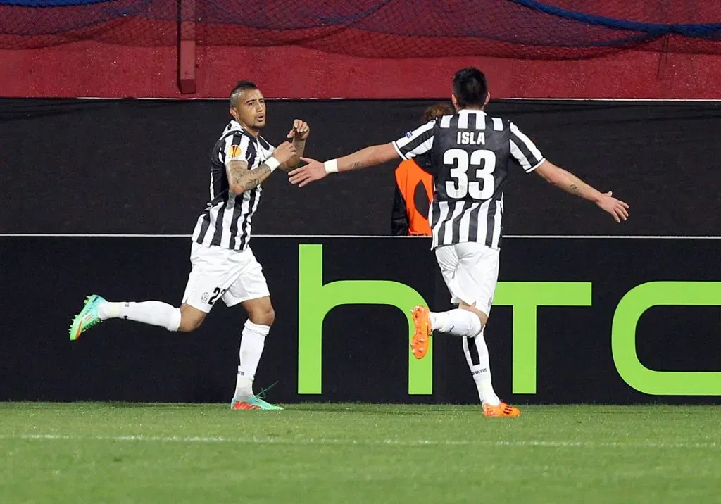 En Juventus, Arturo Vidal y Mauricio Isla supieron ser protagonistas. Ahora se vuelven a juntar en Colo Colo. Foto: IMAGO.