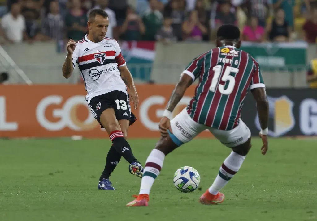 Rafinha em ação pelo Tricolor. Foto: Flickr Oficial São Paulo FC/Rubens Chiri