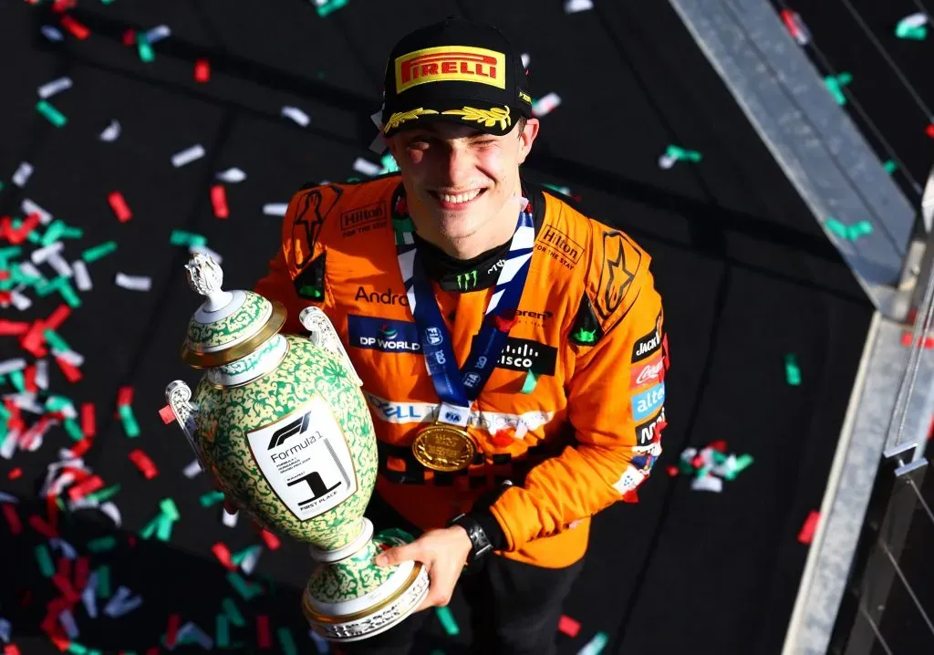 BUDAPEST, HUNGRÍA – 21 de julio de 2024: Oscar Piastri celebra su primera victoria en el podio durante el Gran Premio de Hungría de F1 en Hungaroring. (Getty Images)