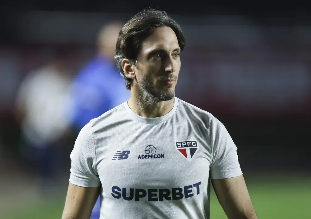 Head coach Luis Zubeldia of Sao Paulo. (Photo by Alexandre Schneider/Getty Images)