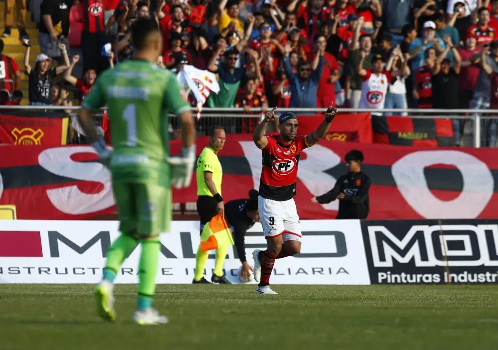 Gustavo Gotti celebró en 9 oportunidad durante la temporada de la Primera B. (Foto: José Robles/Photosport)