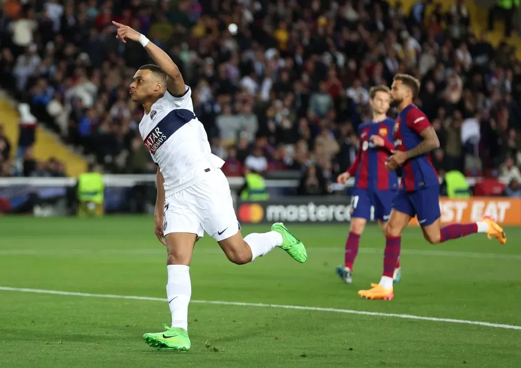 Mbappé aceita jogar de 9 no Real Madrid. (Photo by Clive Brunskill/Getty Images)