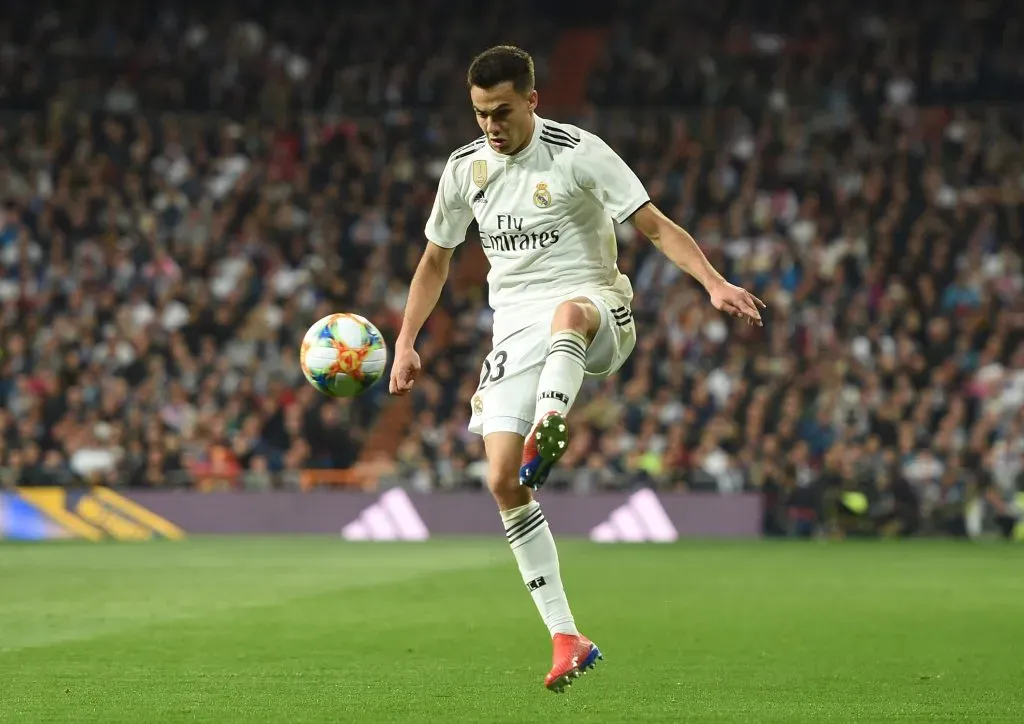 Sergio Reguilón nos tempos de Real Madrid. (Photo by Denis Doyle/Getty Images)