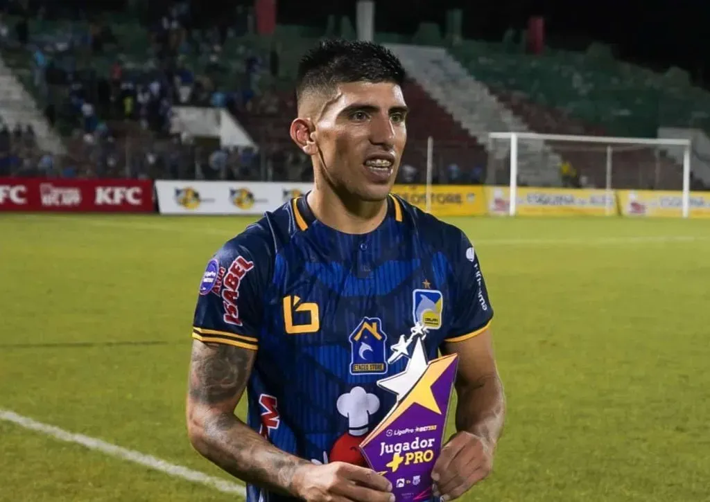 Braian Oyola fue figura de Delfín en el 2023 y fue fichado por Barcelona.