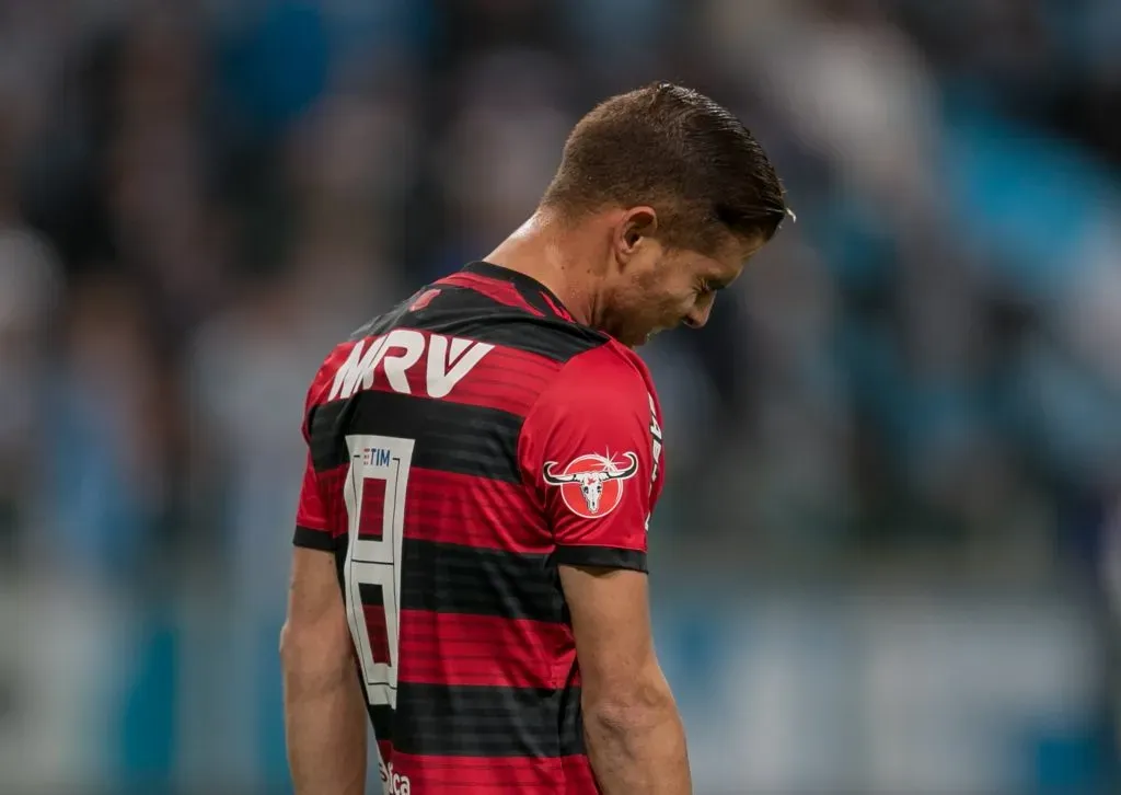 Cuellar jogador do Flamengo lamenta chance perdida durante partida contra o Gremio no estadio Arena do Gremio pelo campeonato Copa do Brasil 2018. Foto: Liamara Polli/AGIF