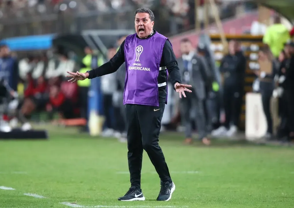 Luxemburgo dejó Corinthians tras llegar a semifinales de Copa Sudamericana en 2023 | Foto: Getty