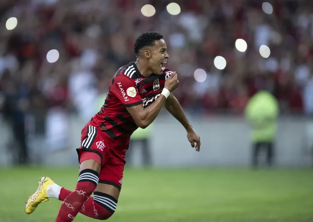 Lázaro ainda tem direitos ligados ao Flamengo. Foto: Jorge Rodrigues/AGIF