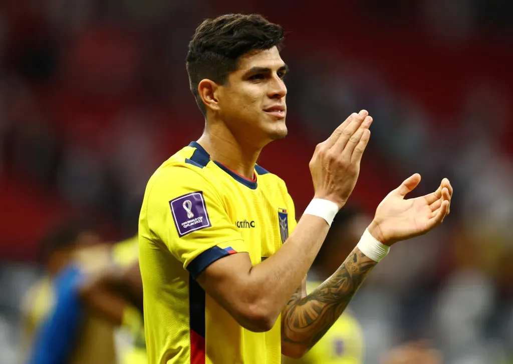 Piero Hincapié en la Copa del Mundo Qatar 2022. El zaguero ecuatoriano es titular en la Selección de Ecuador. Foto: Getty.