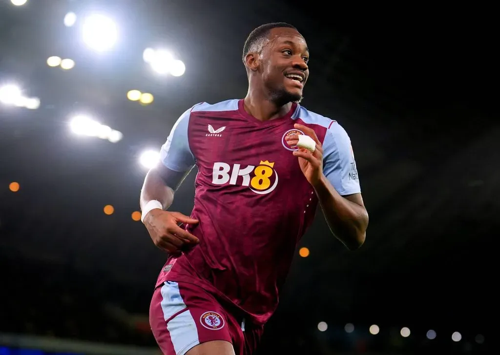 Jhon Jader Durán celebra un gol ante el Manchester City en la Premier League. / IMAGO.