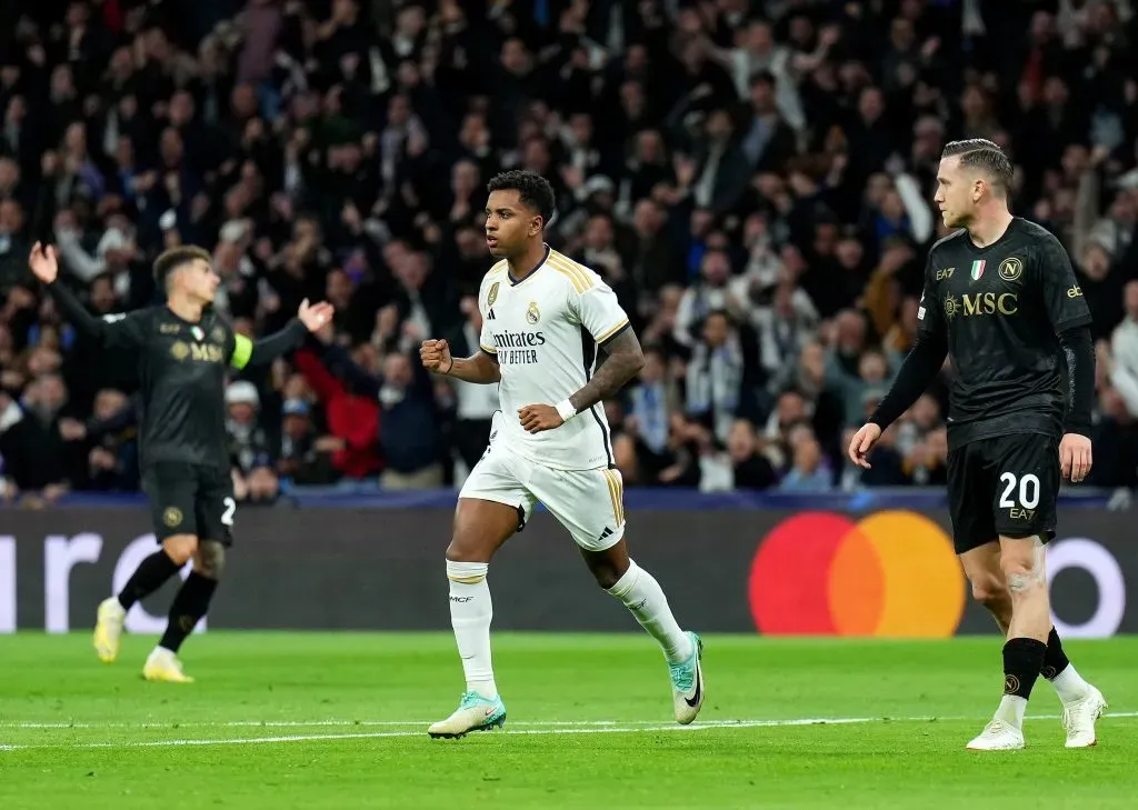 Rodrygo comemora gol no Napoli. Foto: Angel Martinez/Getty Images