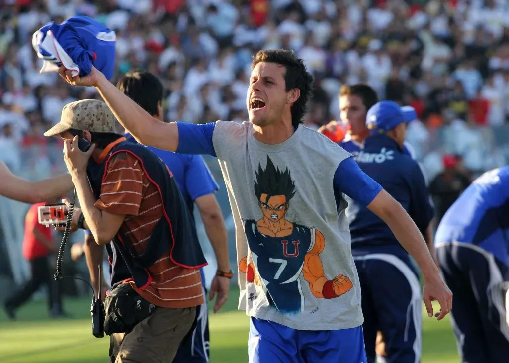 Diego Rivarola celebra ante Colo Colo. Foto: CLAUDIO DIAZ/PHOTOSPORT.