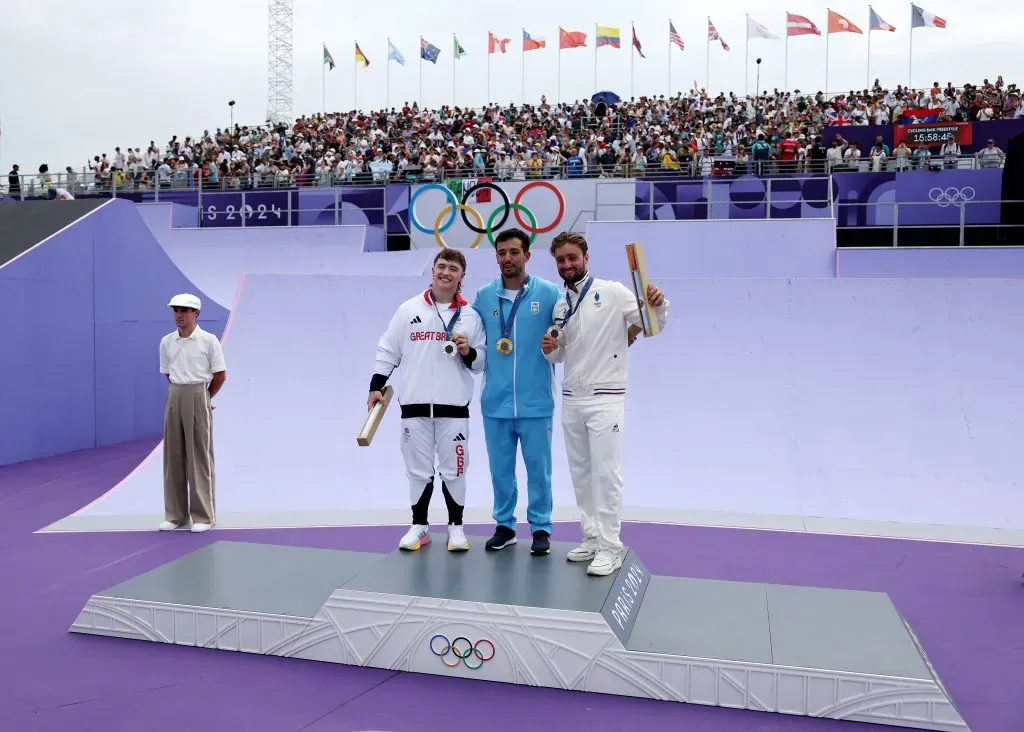 El Maligno Torres en lo más alto del podio de BMX freestyle (Getty)