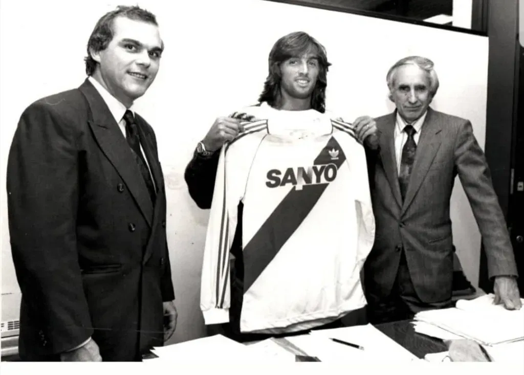 Sergio Berti en su regreso a River en 1993. (Foto: @brujaberti).