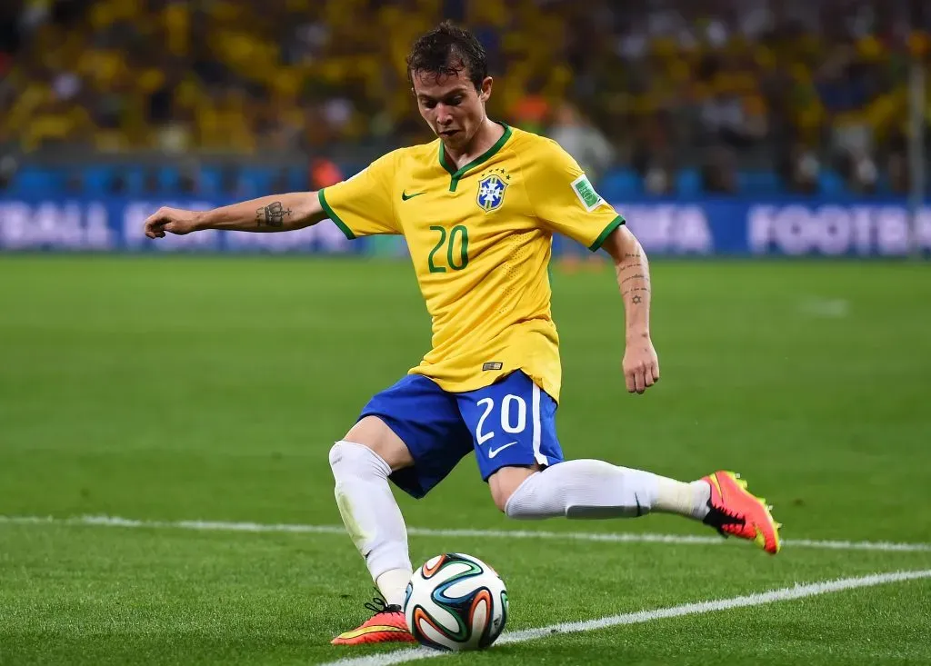 Bernard esteve na Copa do Mundo de 2014 – Foto: Buda Mendes/Getty Images